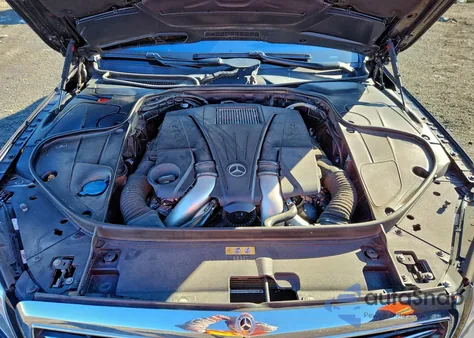 2017 Mercedes-Benz S 550 4Matic z USA, uszkodzony, nr VIN WDDUG8FB2HA335261